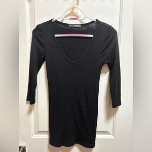 Michael Stars shine Vneck 3/4 sleeve top